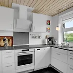 3 Bedroom Pet Friendly In בית נופש