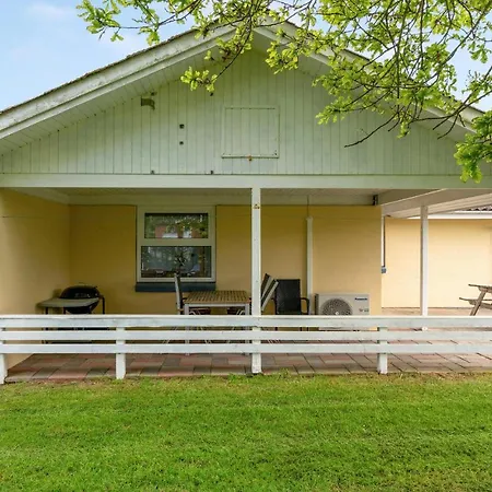 3 Bedroom Pet Friendly In Feriehus *