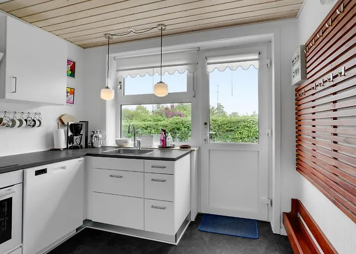 3 Bedroom Pet Friendly In Holiday home