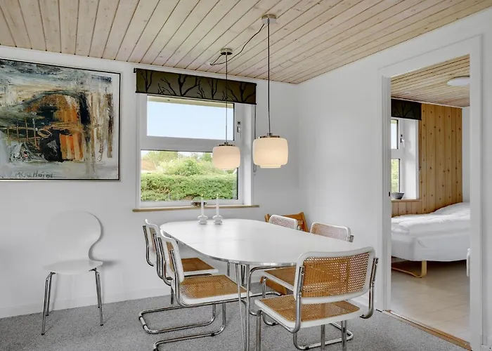 3 Bedroom Pet Friendly In Feriehus *